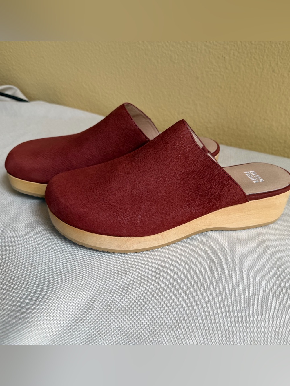 Eileen Fisher Red Cedar Oiled Nubuck Wedge Clogs 10M NWOB - Picture 7 of 11